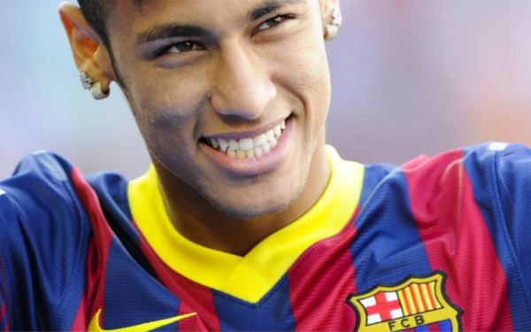 拉比奥：迈尼昂无法取代，本赛季目标是前四但我想争取冠军（拉比奥：迈尼昂无可替代，赛季目标前四但我渴望冲冠）