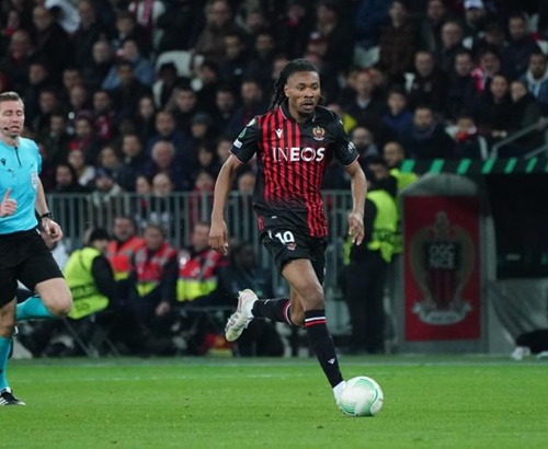 邹市明从奥运冠军到创业失败，经历挫折与反思，展现人生选择与责任的复杂性。（从奥运桂冠到创业折戟，邹市明的挫败与自省，映照人生抉择与担当的多面性）