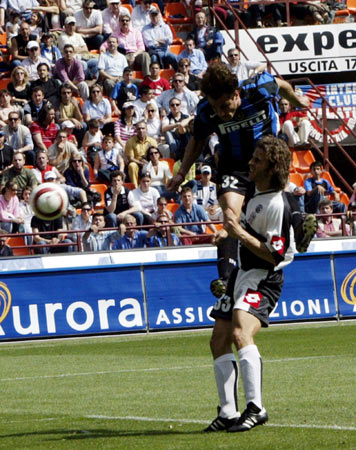 西媒：第六街资本和路易威登有意收购皇马俱乐部10%的股份（西媒：第六街资本与路易威登拟购皇马10%股权）